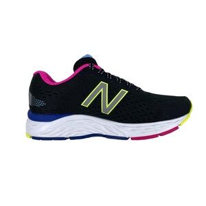 New Balance Tennis Shoes
